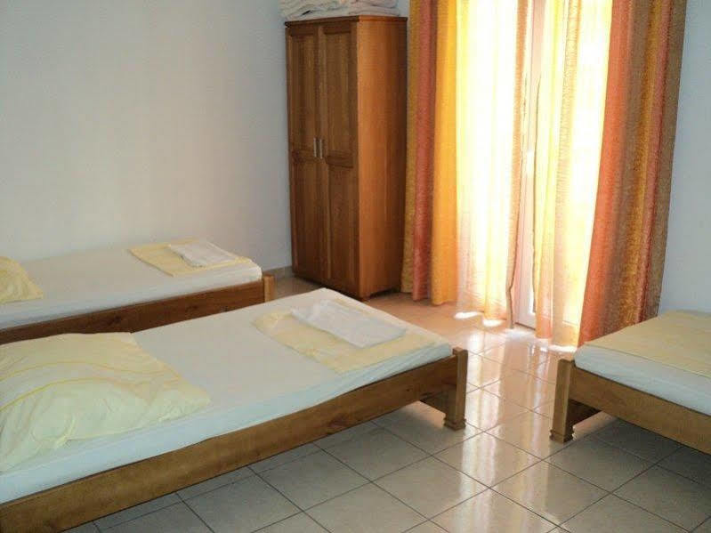 Guesthouse Sun Hostel Budva Exterior photo