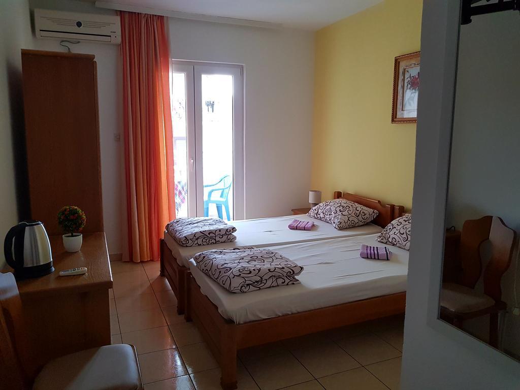 Guesthouse Sun Hostel Budva Exterior photo