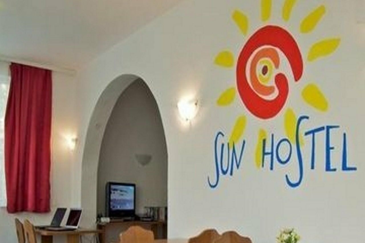 Guesthouse Sun Hostel Budva Exterior photo
